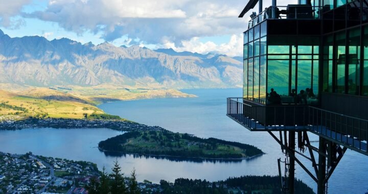Best Hiking Trails South Island,New Zealand Hiking,South Island Hiking Trails,Best Hiking New Zealand,New Zealand Trekking,